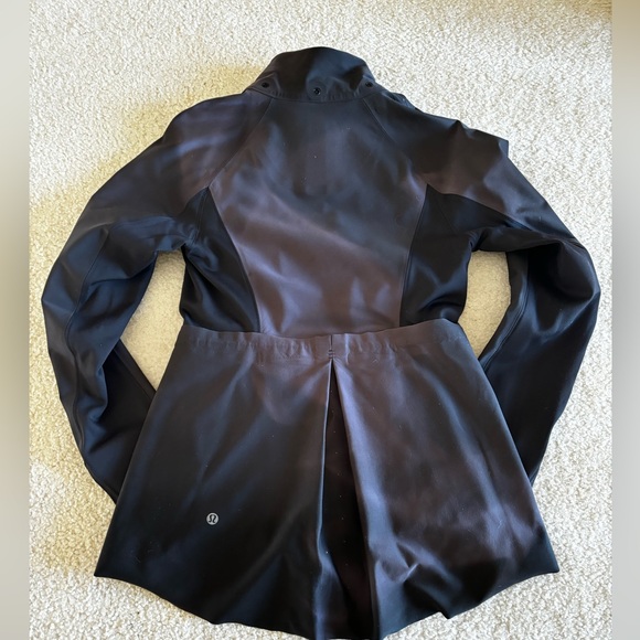 Lululemon Jacket - Picture 2 of 3